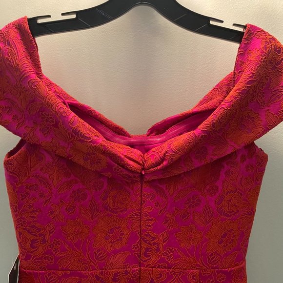 Theia couture off-the-shoulder fitted sheath, size 4 - Picture 4 of 6